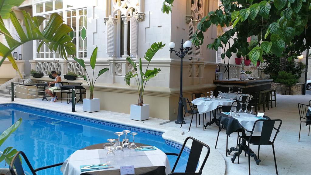 Hotel El Xalet Sitges Exterior photo
