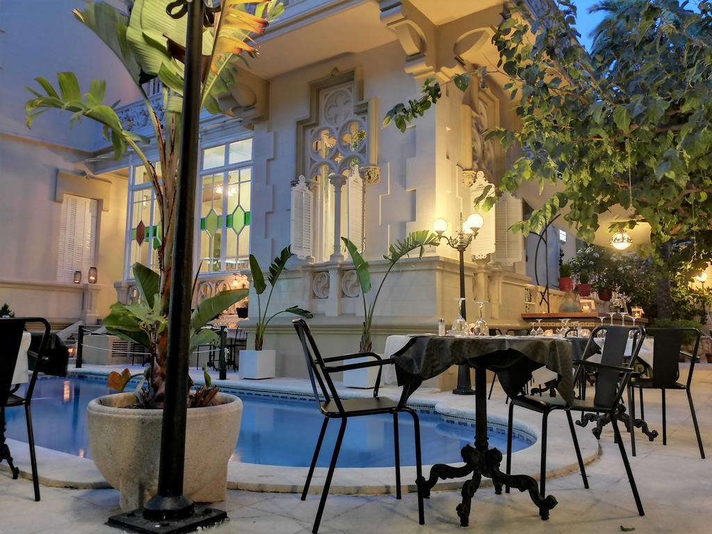 Hotel El Xalet Sitges Exterior photo